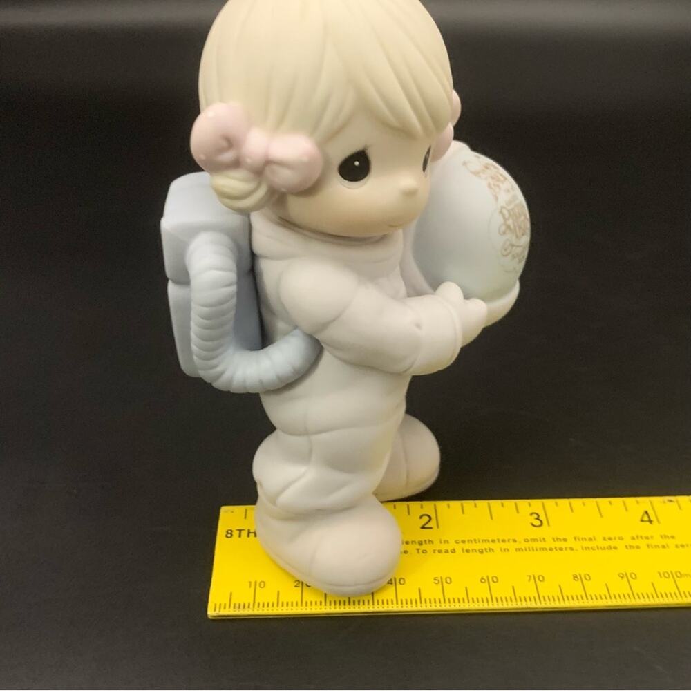 1991 Precious Moments Astronaut Figurine - Picture 13 of 13